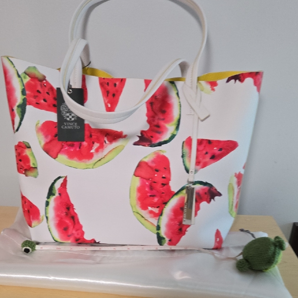 NWT Vince Camuto Red and White Watermelon Print Tote - Picture 1 of 8